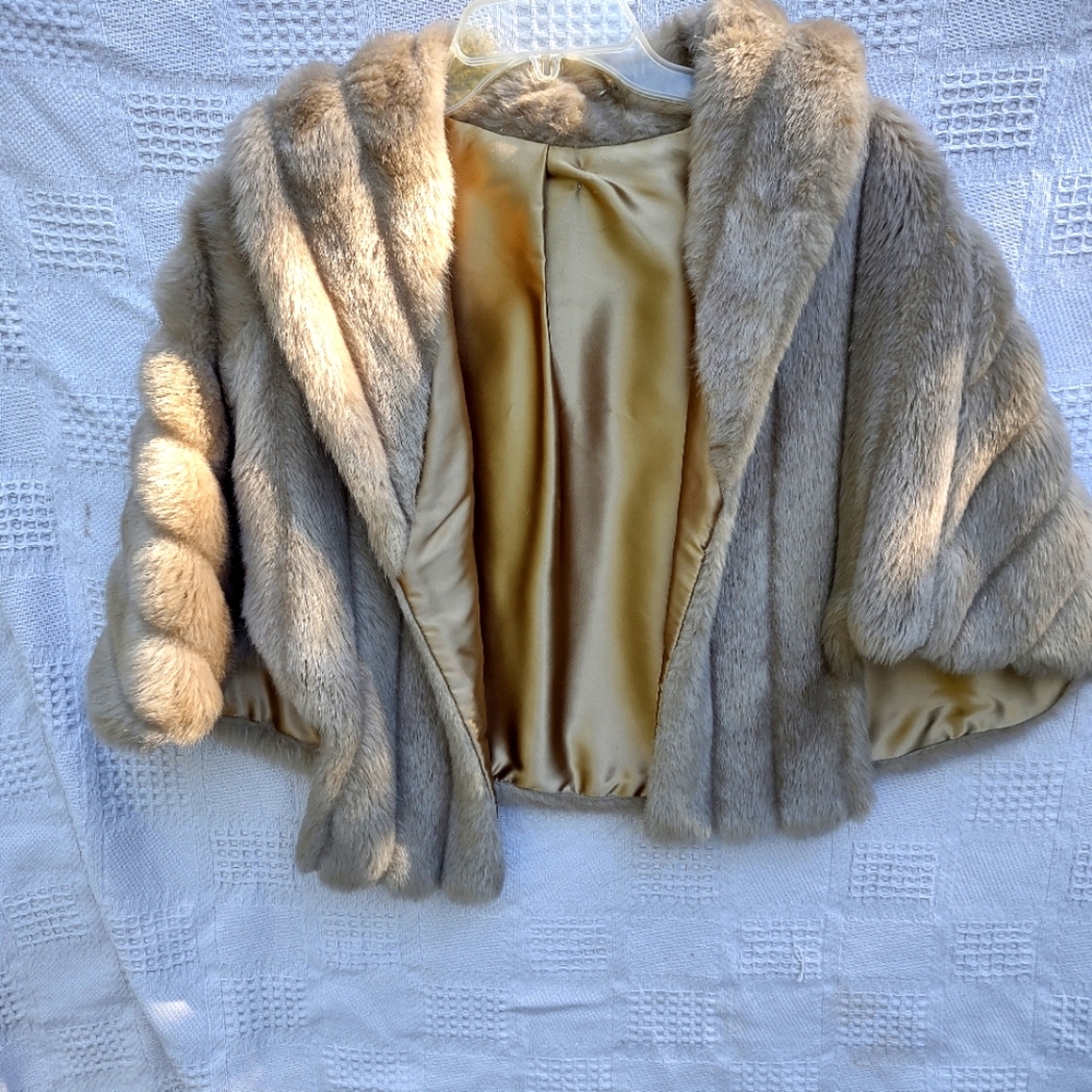Wiman faux fur vintage stole, size M/L